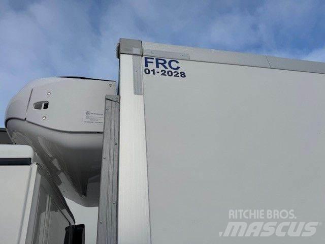 MAN 15.250 Reefer Trucks