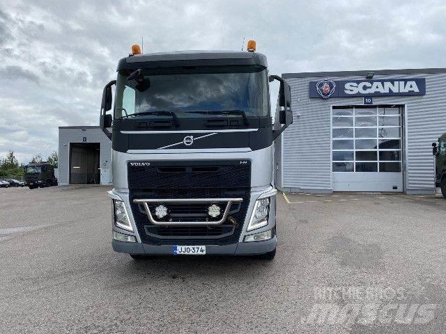 Volvo FH 13 6x4 Conventional Trucks / Tractor Trucks