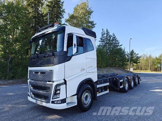 Volvo FH550 Cab & Chassis Trucks