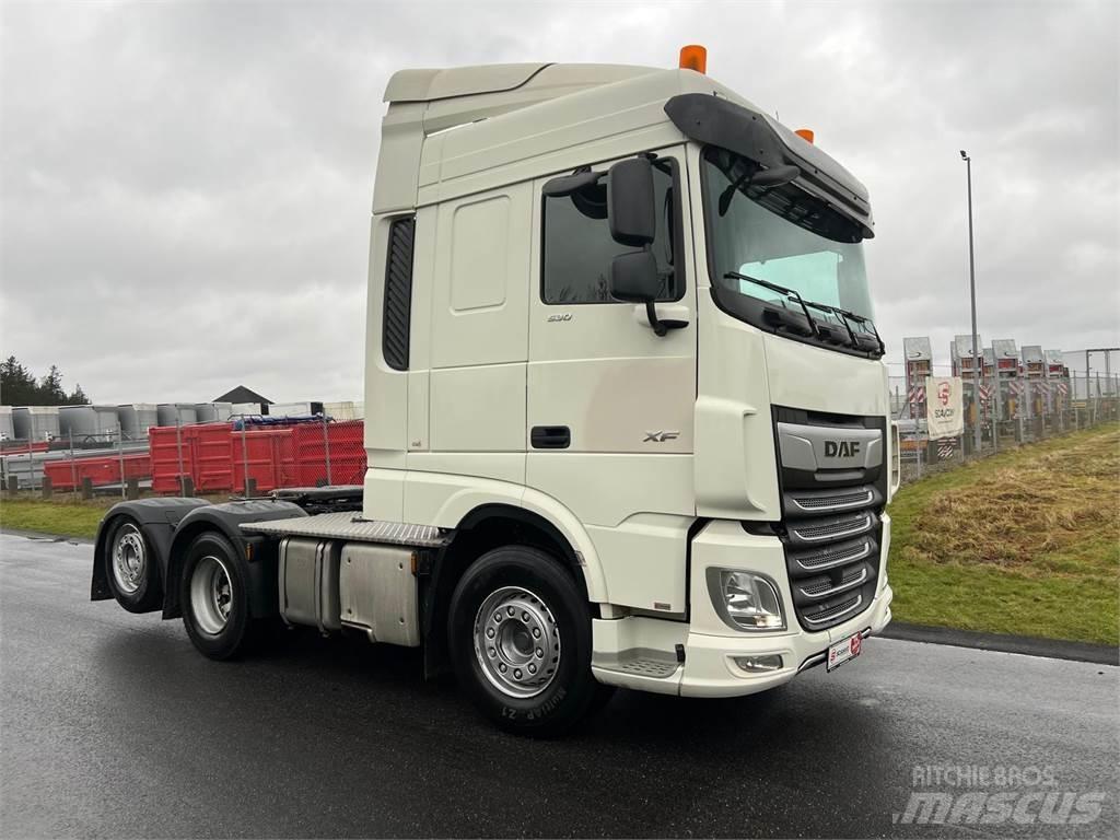DAF XF 530 6x2 FTR Conventional Trucks / Tractor Trucks