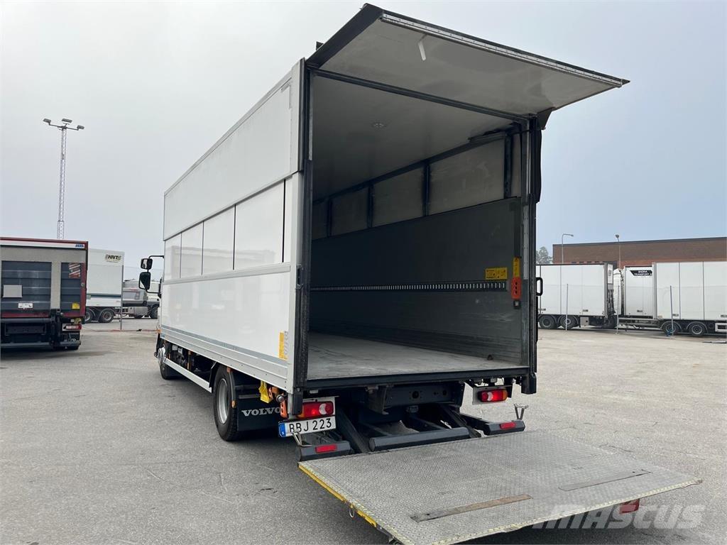 Volvo FL 250 16 ton Box trucks
