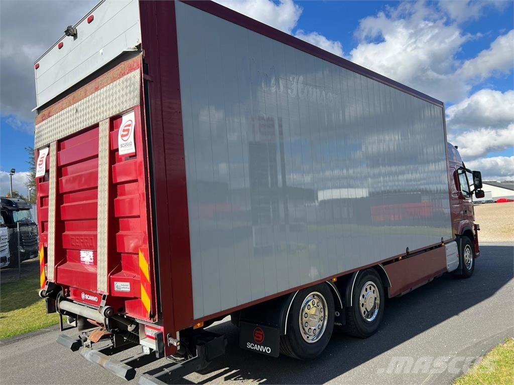 Volvo FM460 Box trucks