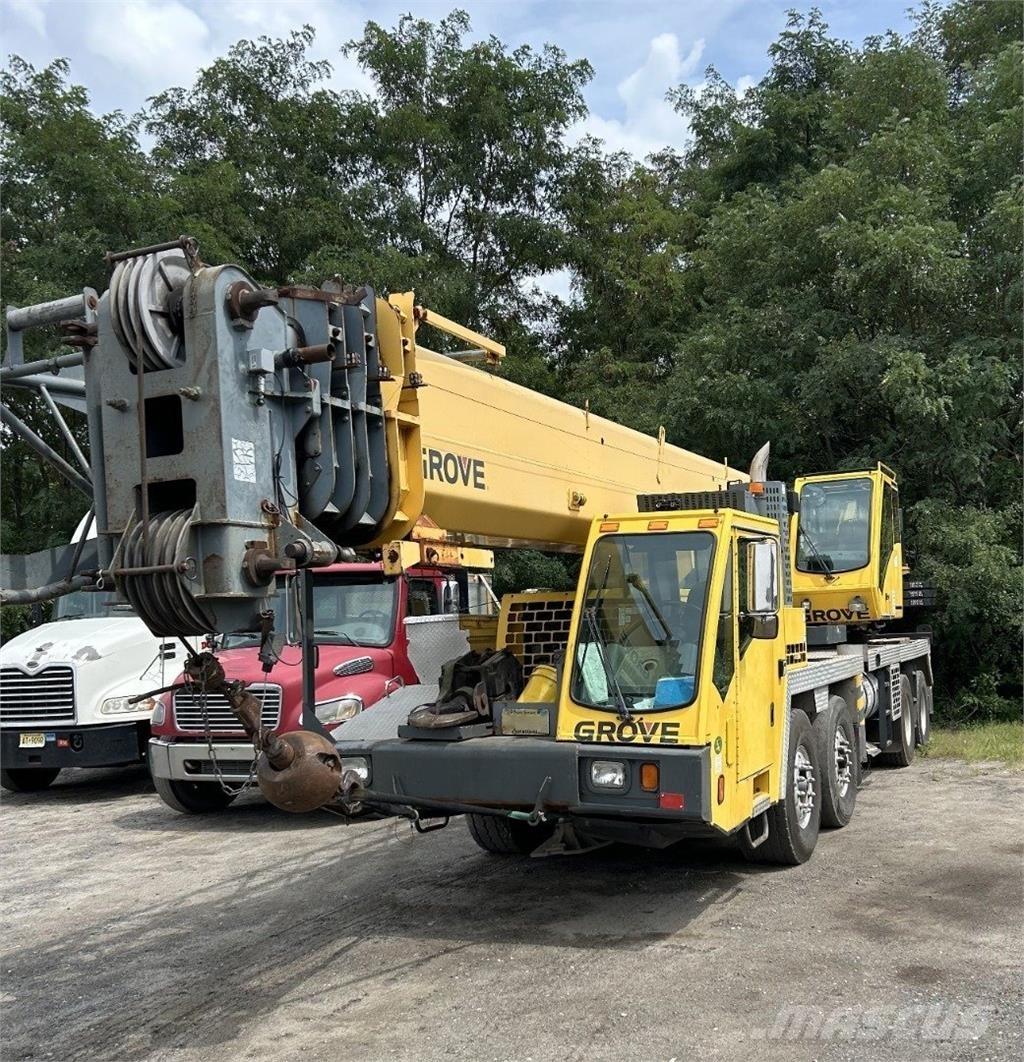 Grove TMS800 Mobile and all terrain cranes