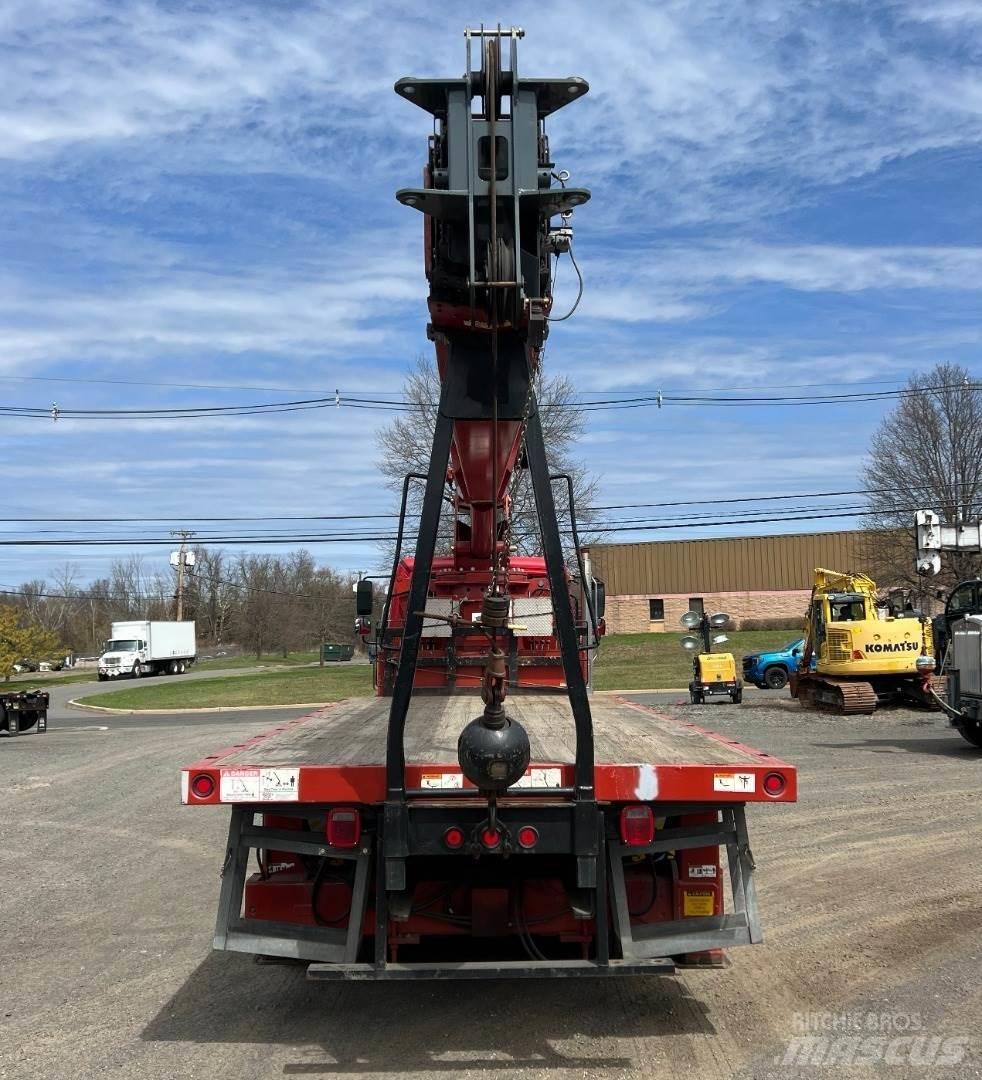 Terex BT5092 Boom / Crane / Bucket Trucks