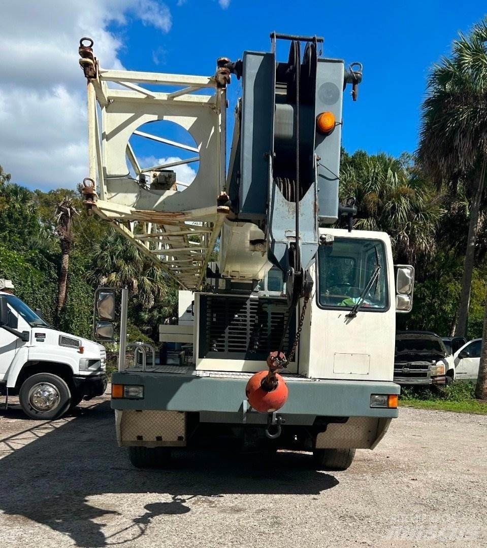 Terex T560-1 Mobile and all terrain cranes