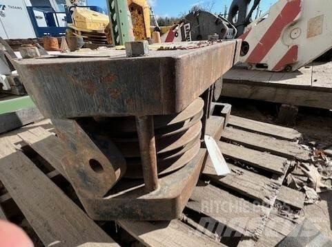  Unknown Other Cranes and Lifting Machines