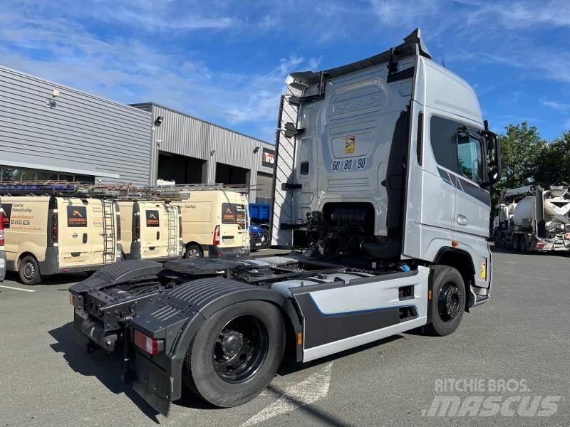 Ford F-MAX Conventional Trucks / Tractor Trucks