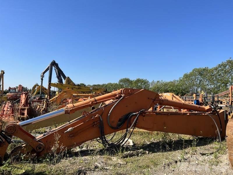 Hitachi ZX870 Demolition