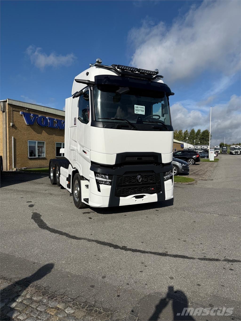 Renault T-High Conventional Trucks / Tractor Trucks