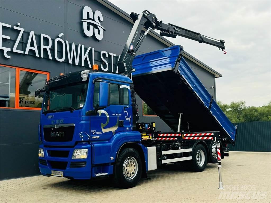 MAN  Dump Trucks