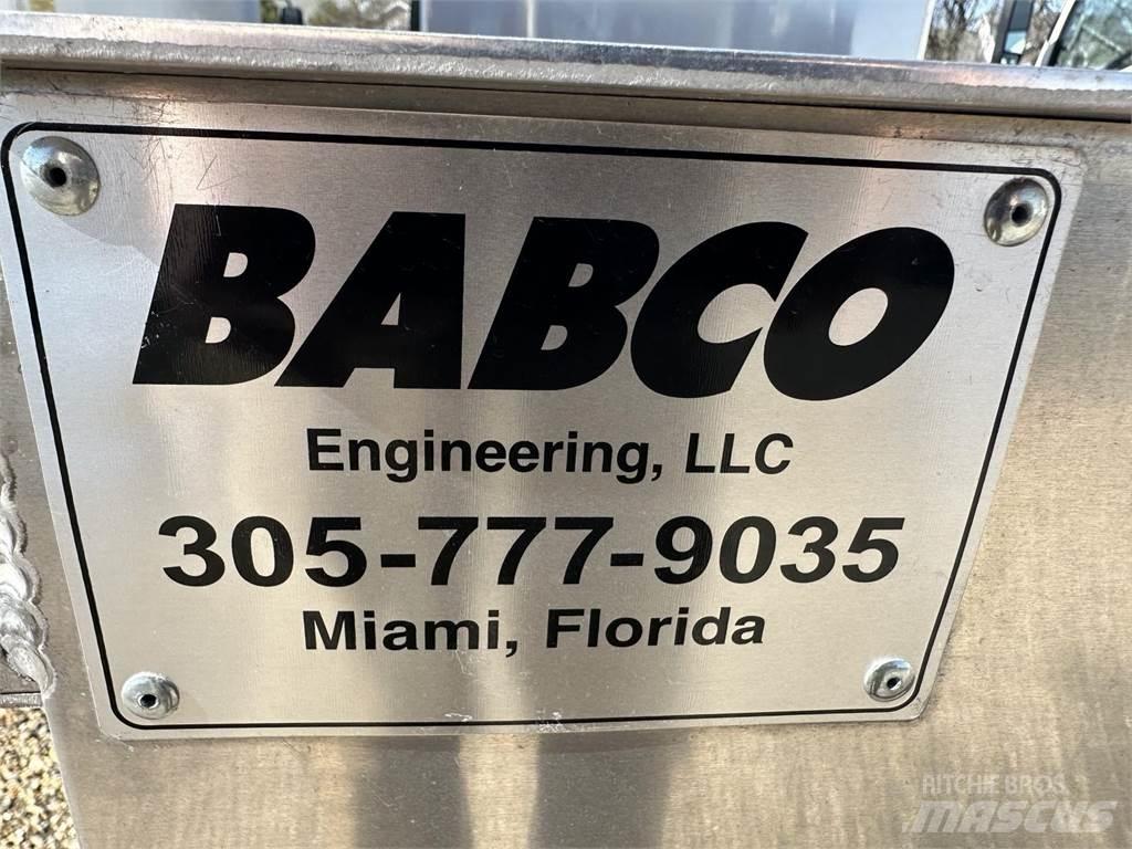  BABCO 14 Foot Other Trucks