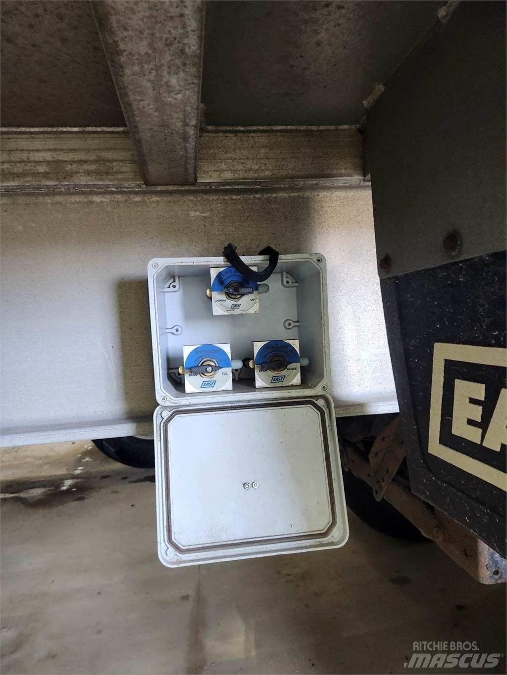 East Mfg Genesis Dump Trailers