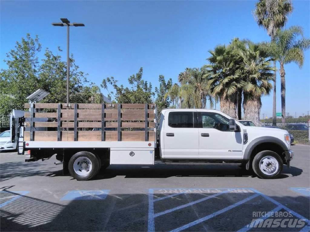 Ford F550 CREW CAB 4 Box trucks