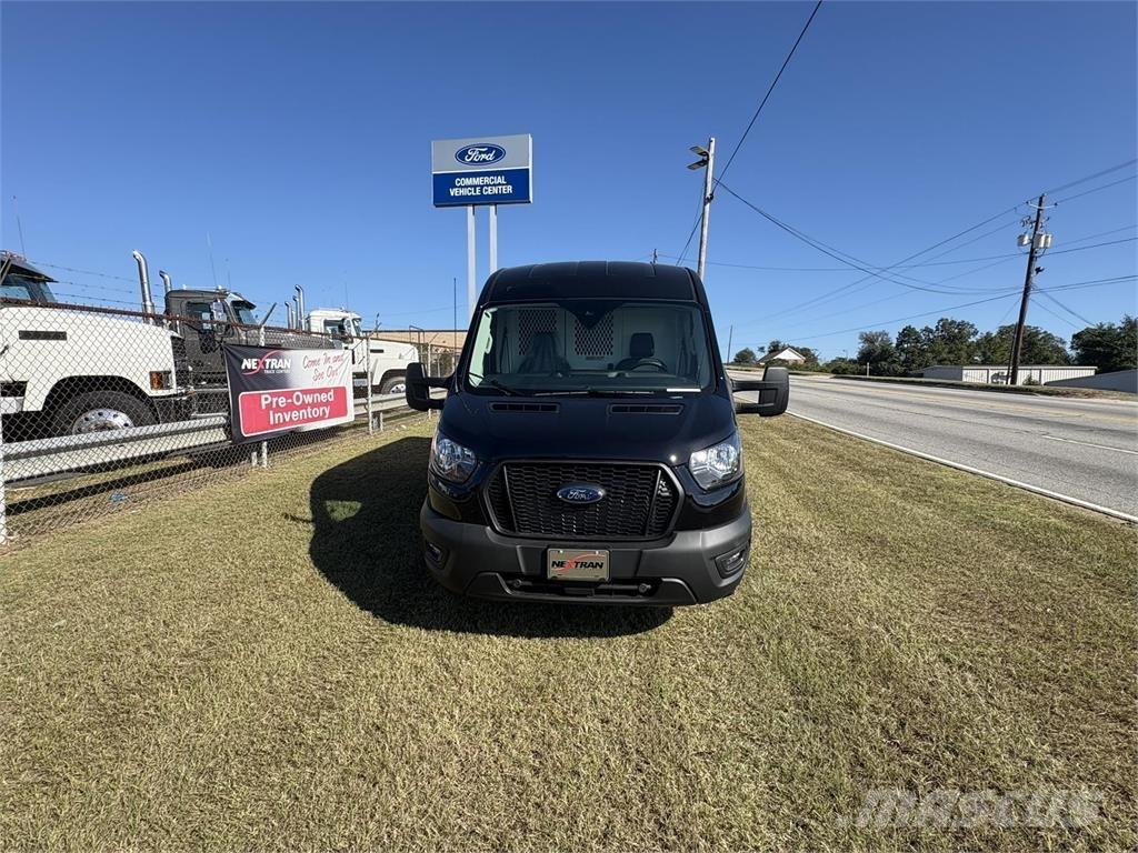 FRD 250 TRANS Box trucks