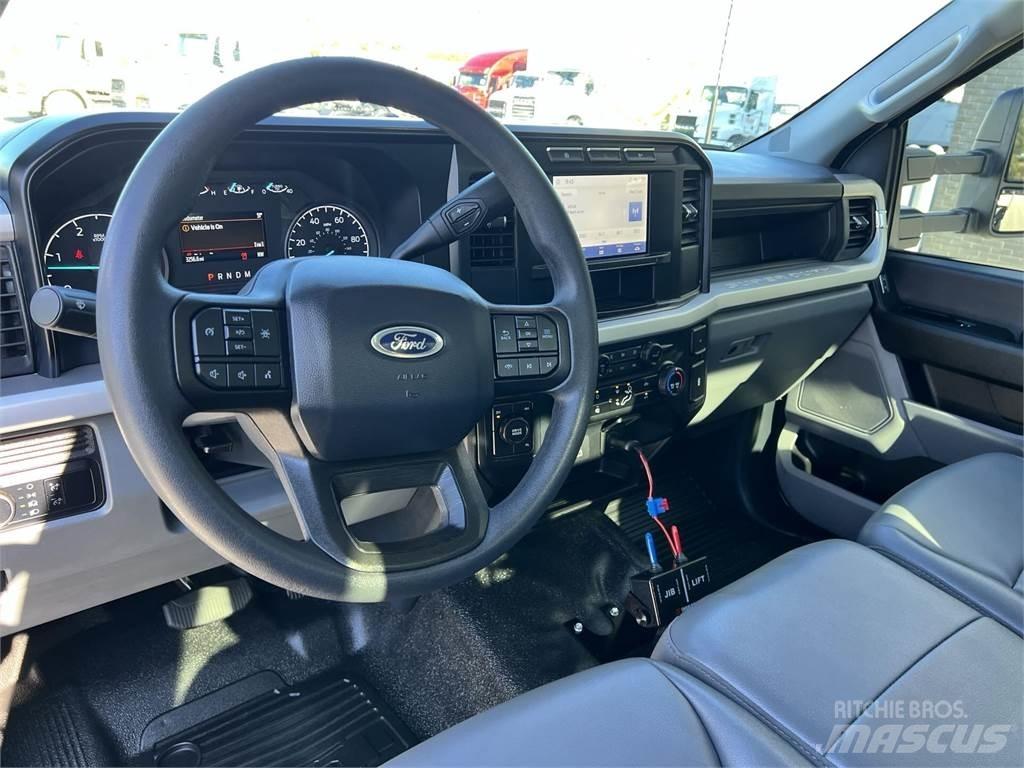 FRD F550 Other Trucks