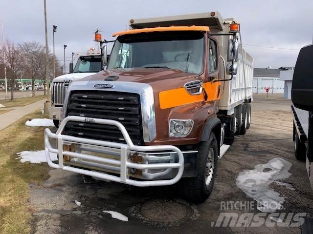 Freightliner 114SD Cab & Chassis Trucks