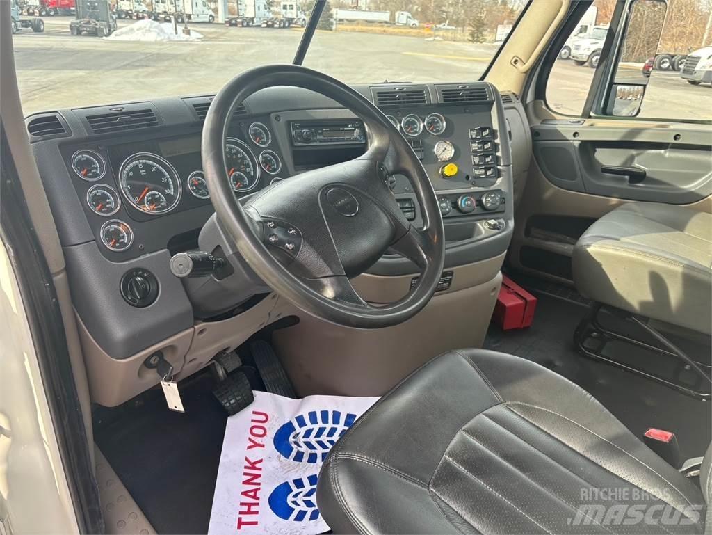 Freightliner Cascadia Conventional Trucks / Tractor Trucks