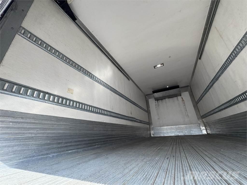 Hino 268 Box trucks