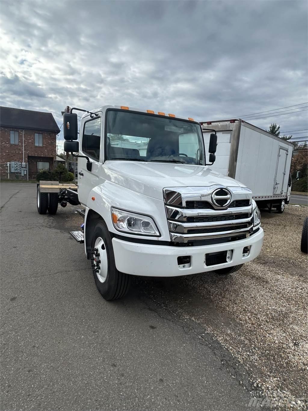 Hino L6 Box trucks