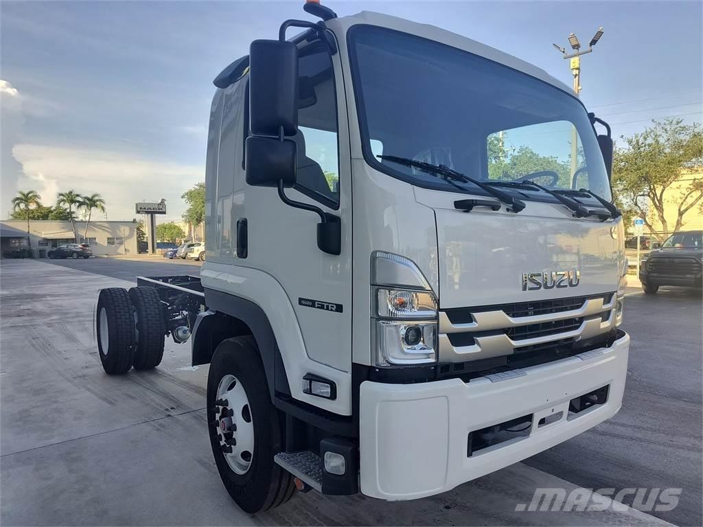 Isuzu FTR-MT1G1 Cab & Chassis Trucks