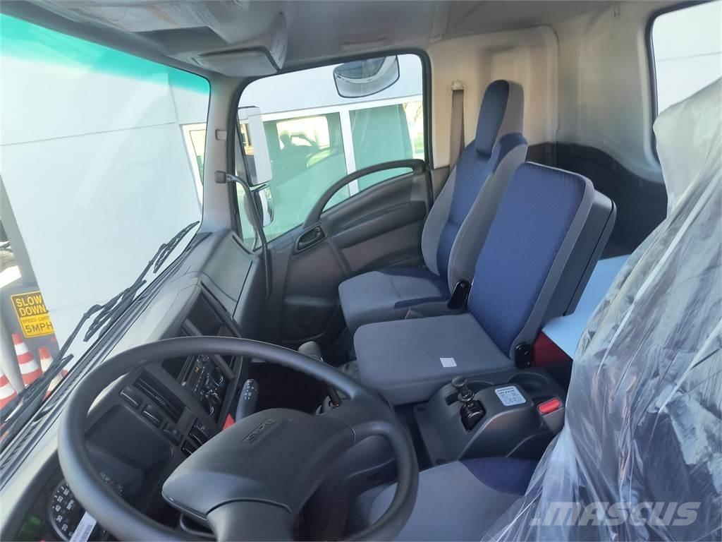 Isuzu FTR-MT1G1 Cab & Chassis Trucks