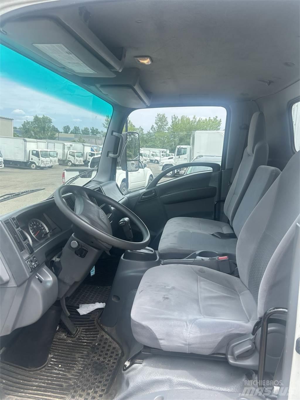 Isuzu NRR Box trucks