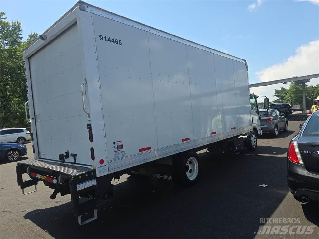 Isuzu NRR Box trucks