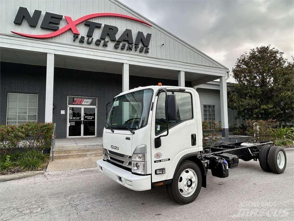Isuzu NRR-3U454 Cab & Chassis Trucks