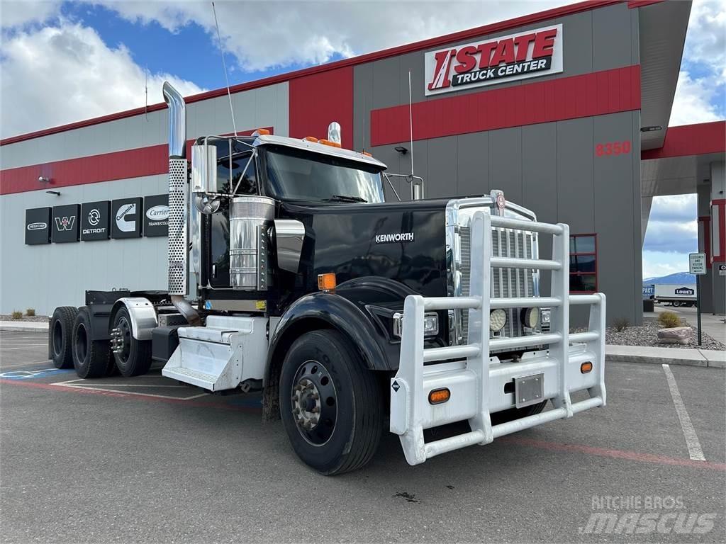 Kenworth CONSTRUCTION Conventional Trucks / Tractor Trucks