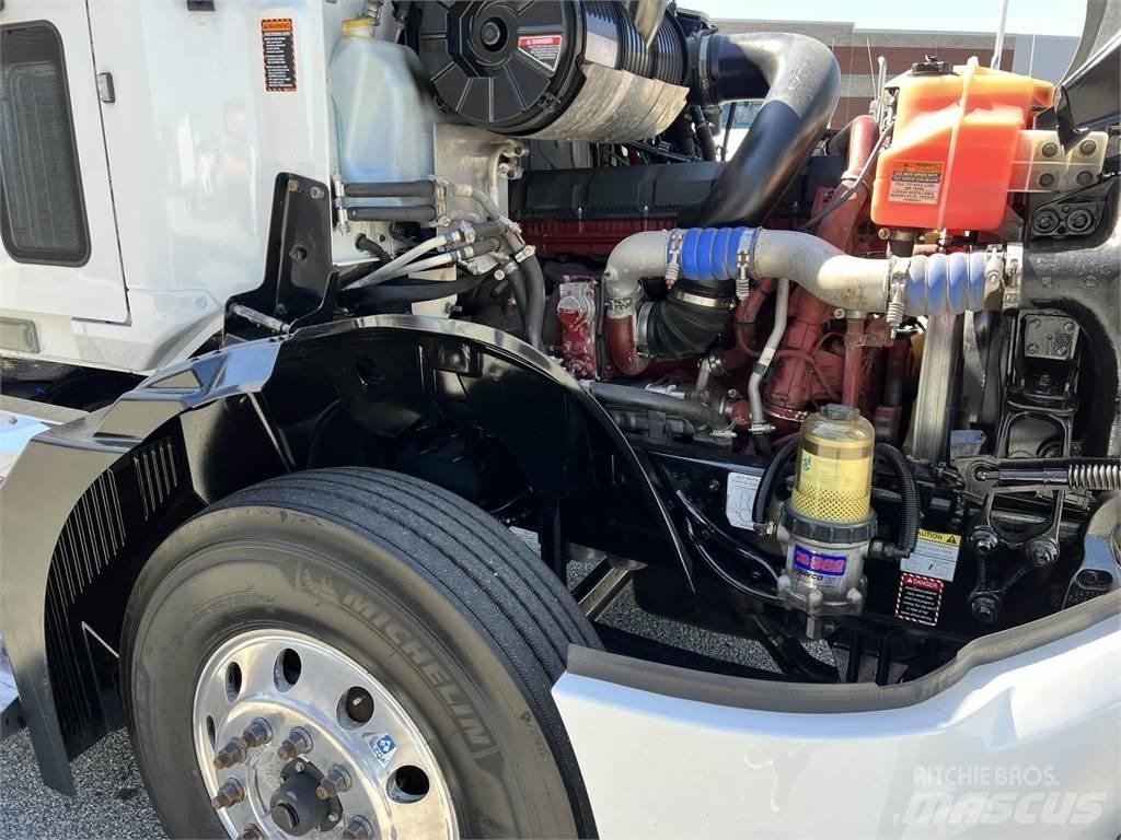 Mack AN64T Conventional Trucks / Tractor Trucks