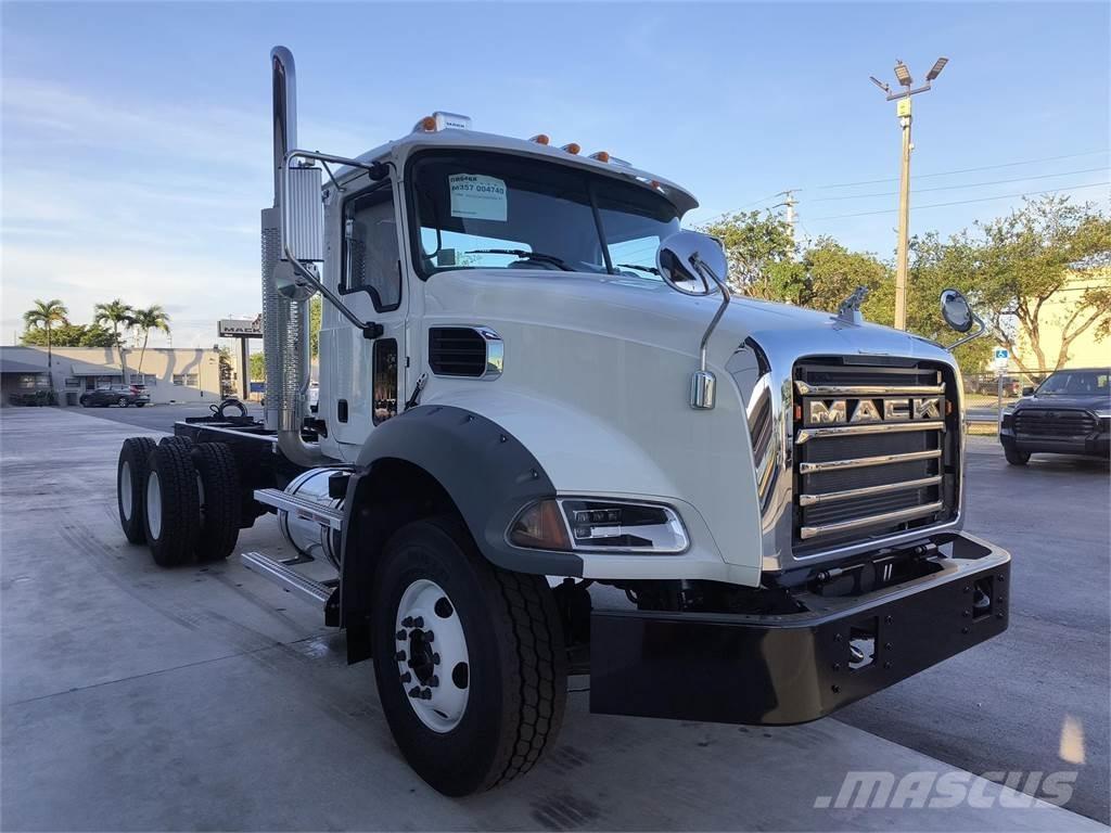 Mack GR64BX Dump Trucks