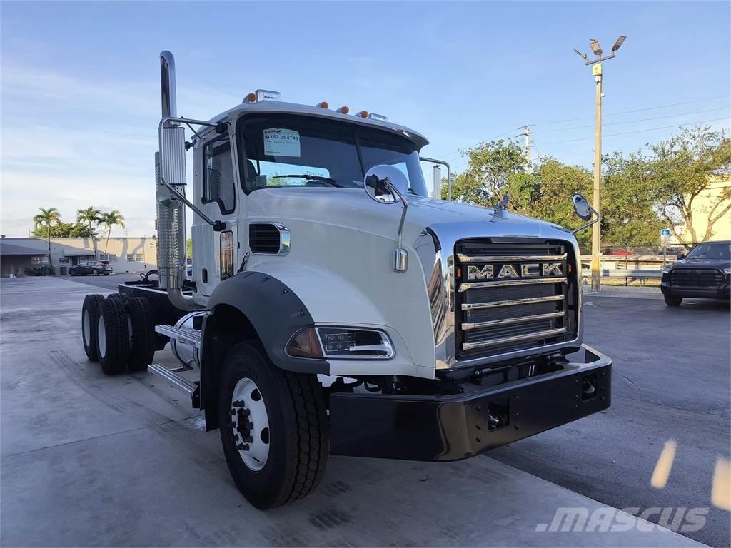 Mack GR64BX Dump Trucks