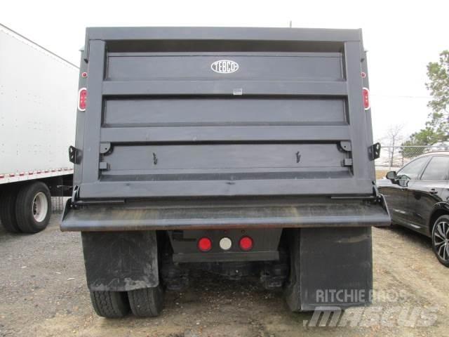 Mack GR64F Dump Trucks