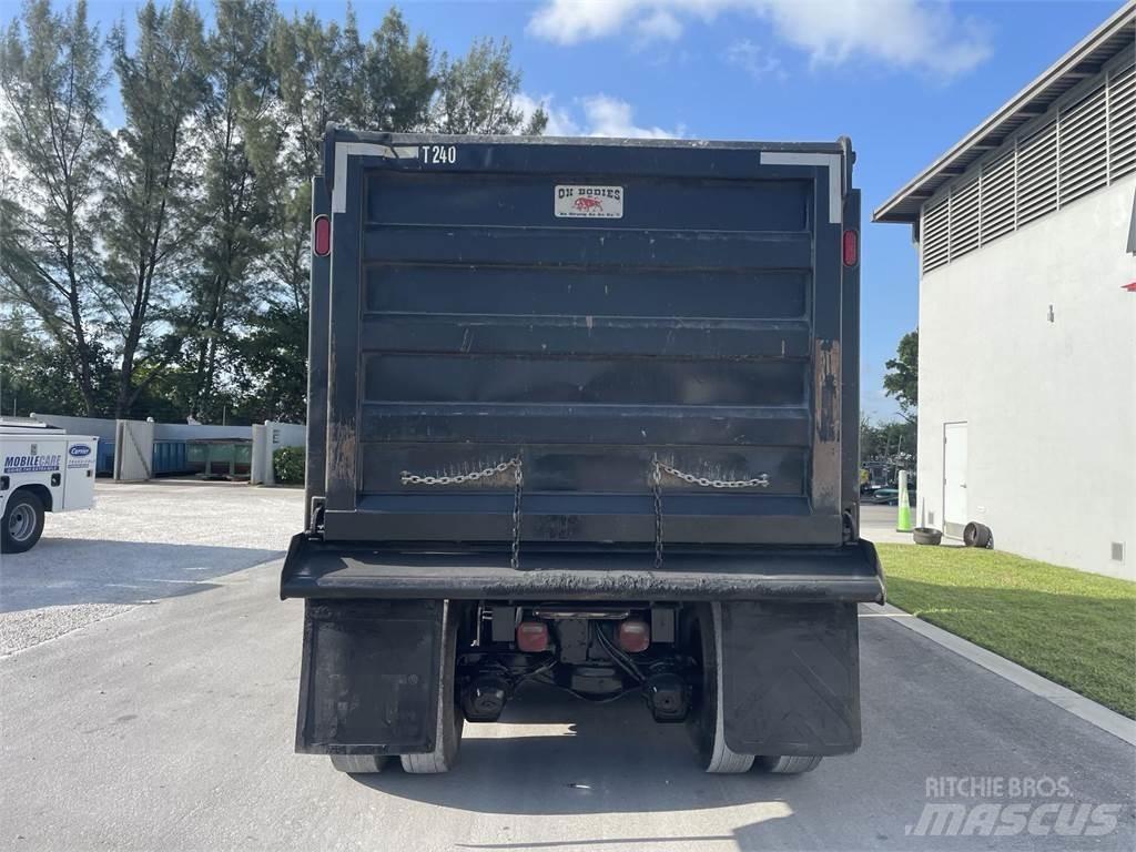 Mack GR64F Dump Trucks