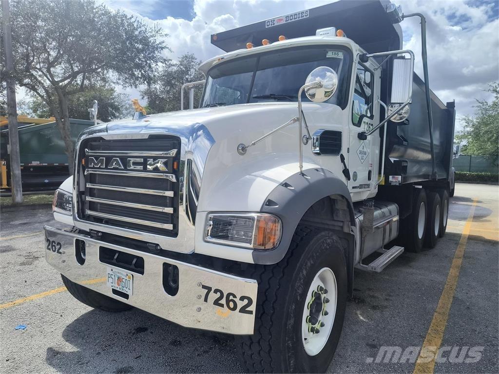 Mack GR64FR Dump Trucks
