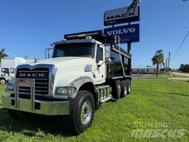 Mack GU713 Conventional Trucks / Tractor Trucks