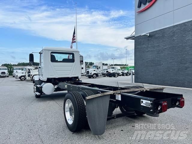 Mack MD6 42R Cab & Chassis Trucks
