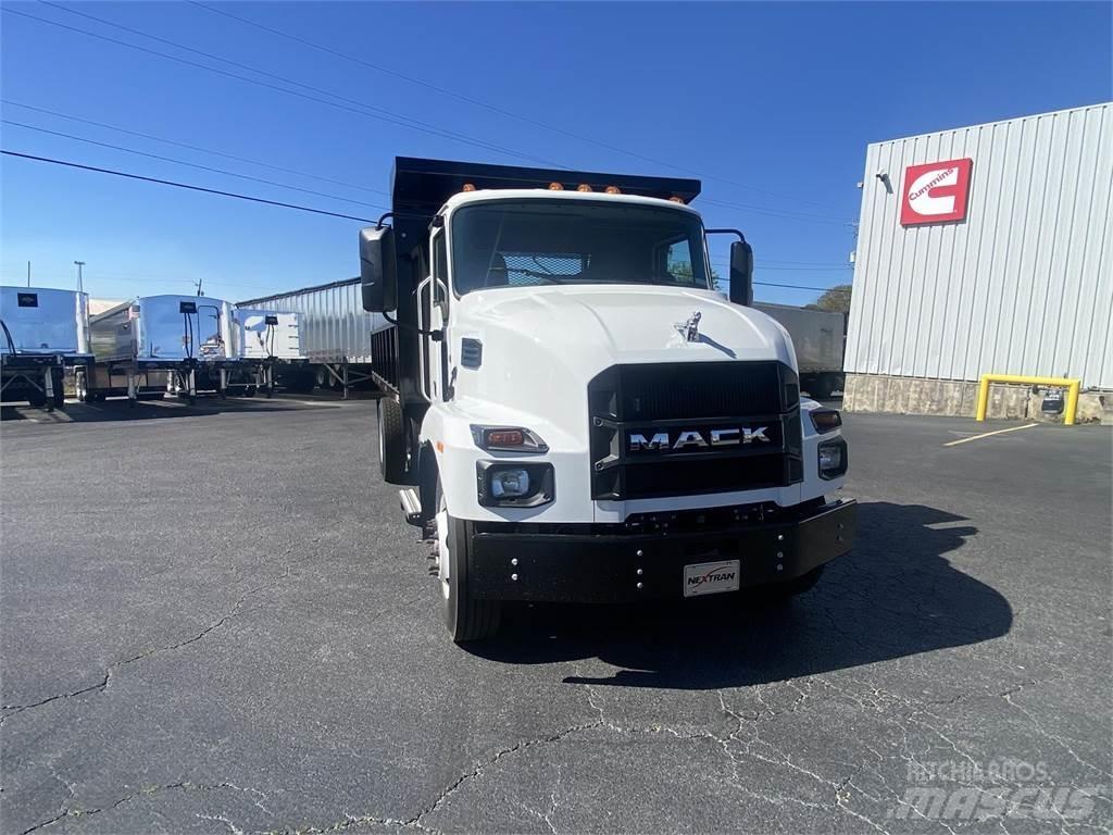 Mack MD6 42R Cab & Chassis Trucks