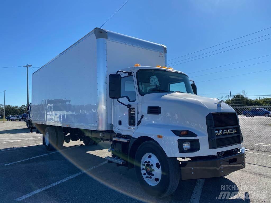 Mack MD6 42R Cab & Chassis Trucks