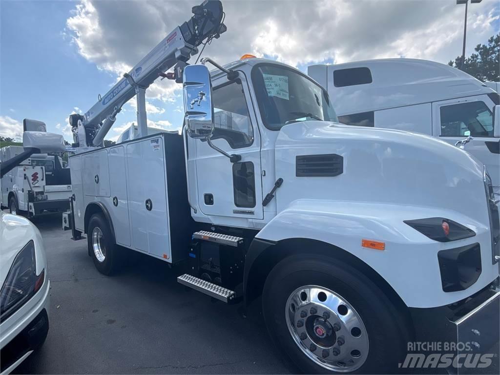 Mack MD6 42R Cab & Chassis Trucks