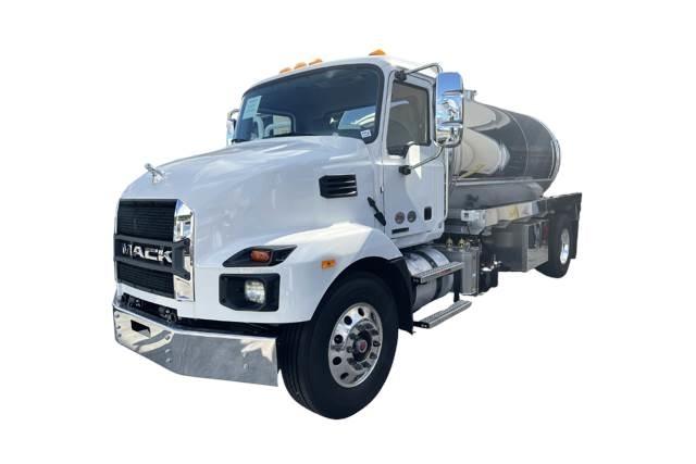 Mack MD6 42R Other Trucks