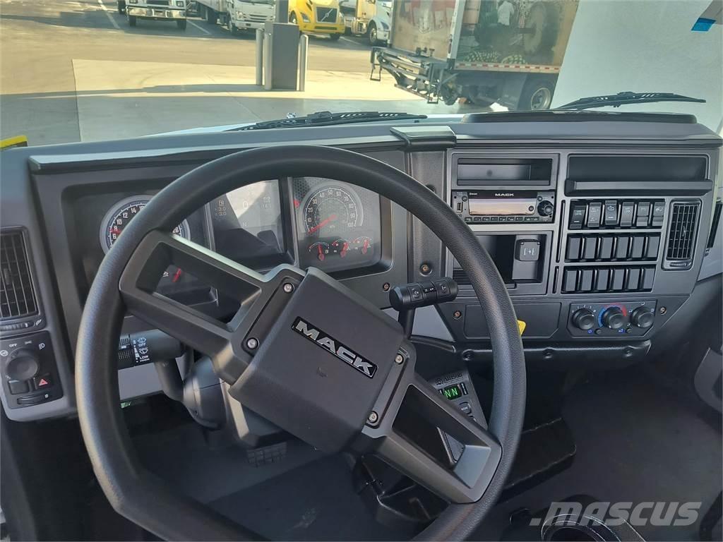Mack MD7 42R Cab & Chassis Trucks