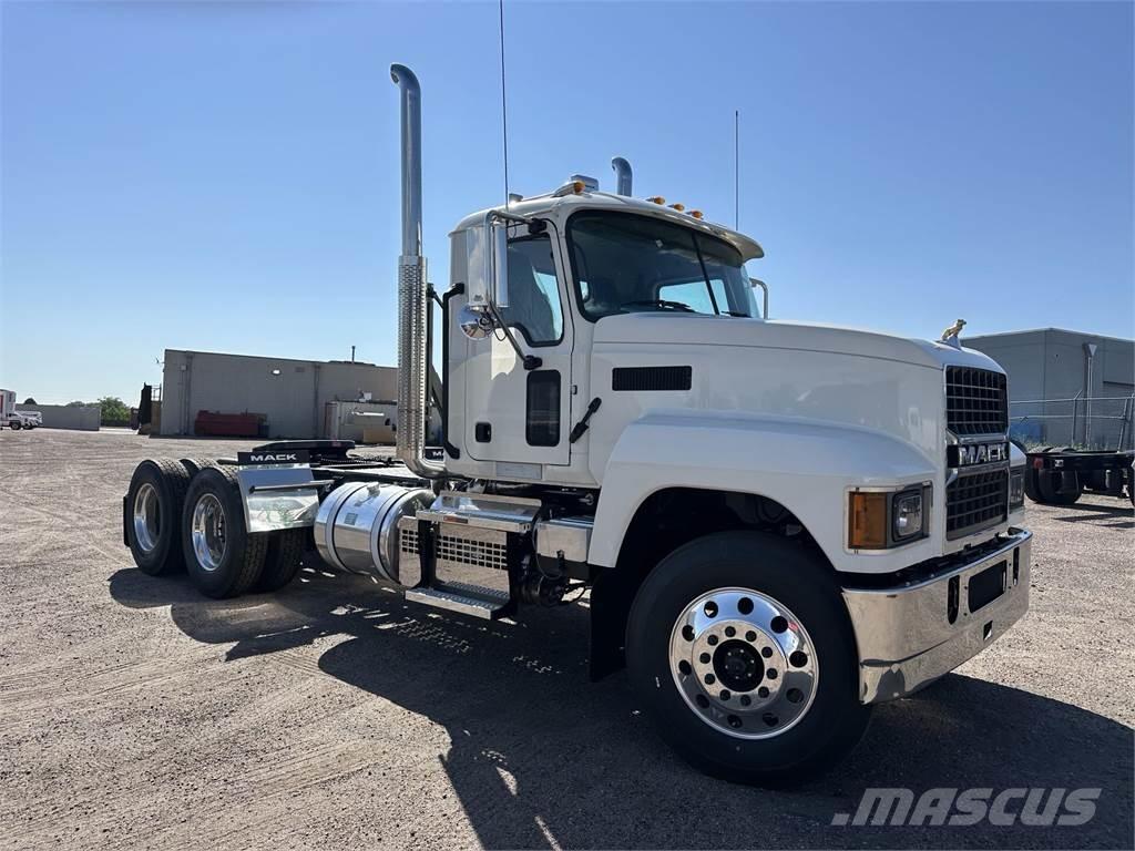 Mack PI64T Conventional Trucks / Tractor Trucks
