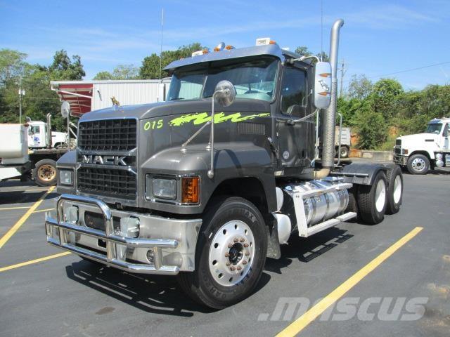 Mack PI64T Conventional Trucks / Tractor Trucks
