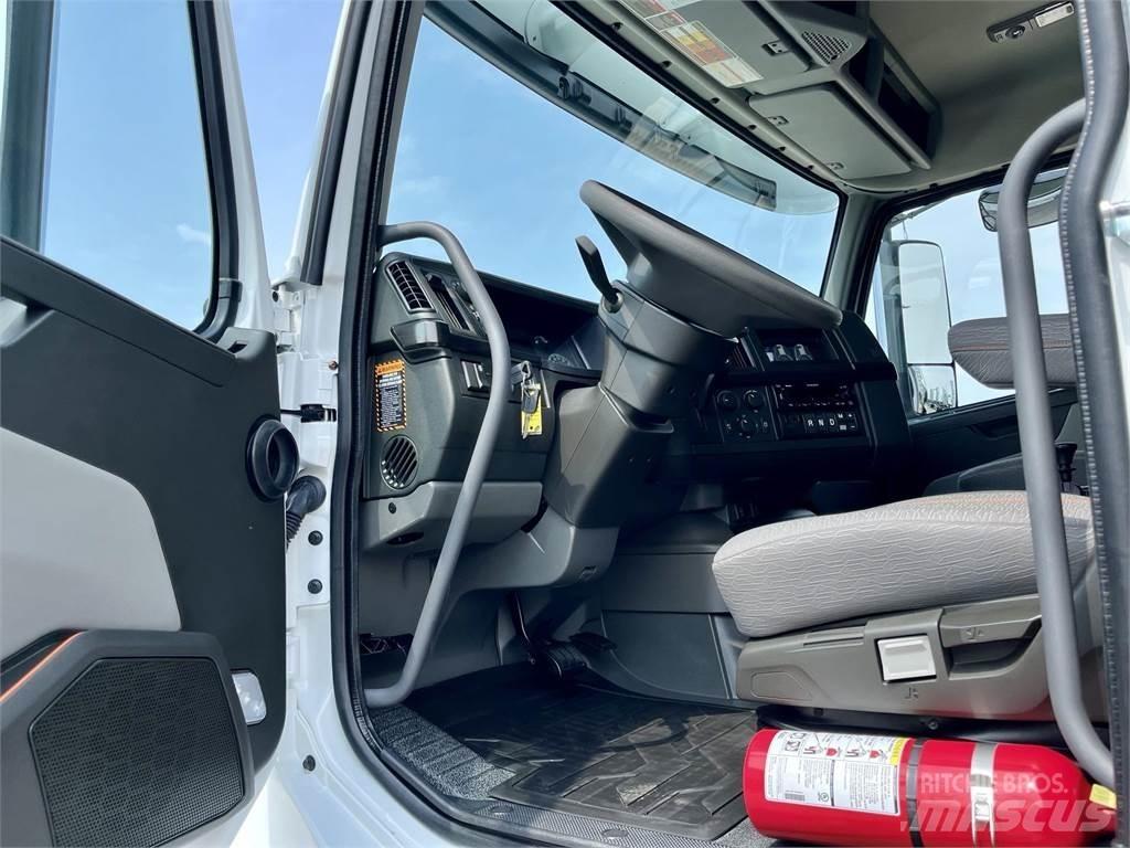 Volvo VHD64F300 Dump Trucks