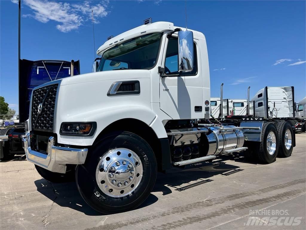Volvo VHD64FT300 Conventional Trucks / Tractor Trucks