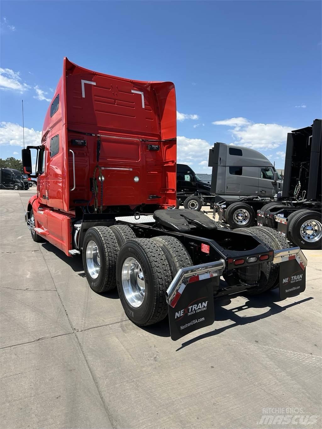 Volvo VNL64T760 Conventional Trucks / Tractor Trucks
