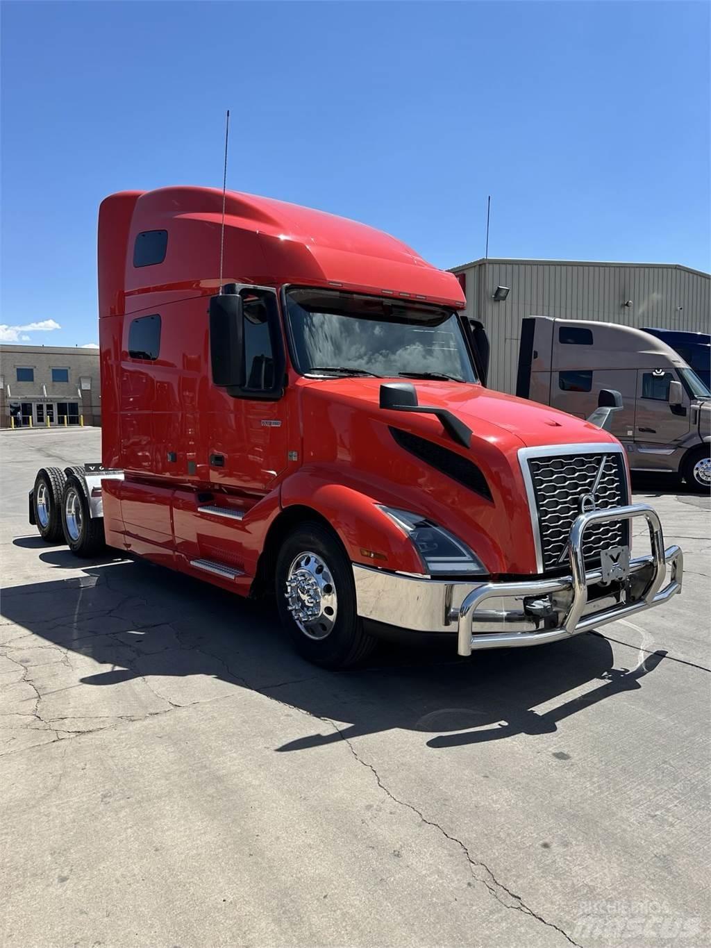 Volvo VNL64T760 Conventional Trucks / Tractor Trucks