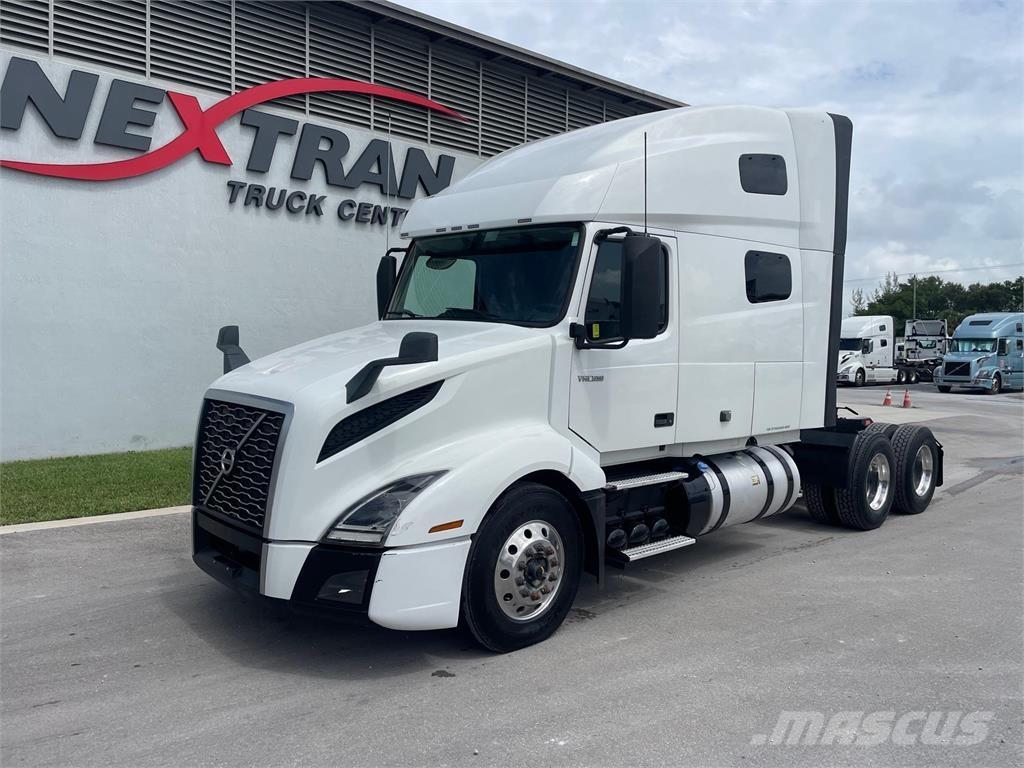Volvo VNL64T760 Conventional Trucks / Tractor Trucks