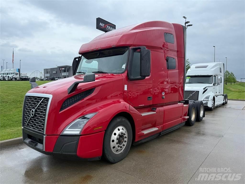 Volvo VNL64T760 Conventional Trucks / Tractor Trucks